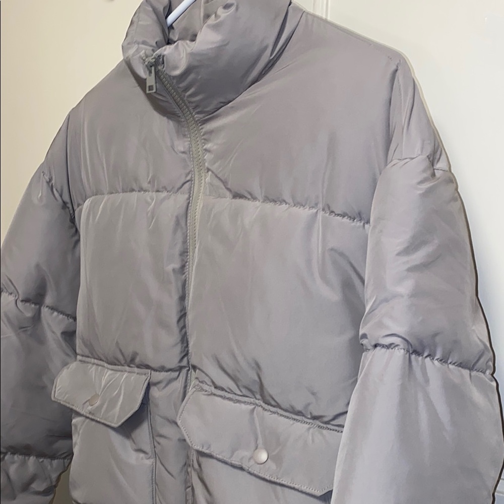 May Design Small Light Gray Quilted Cropped Puffer Jacket with High Collar - Picture 12 of 14